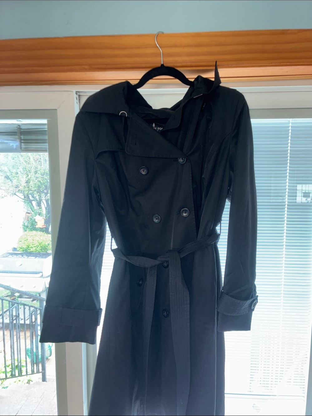 London FogClassic Black Trench Coat - with hood and belt Women